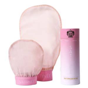 941-victoire-de-la-beaute-satinee-gants-exfoliants-en-soie